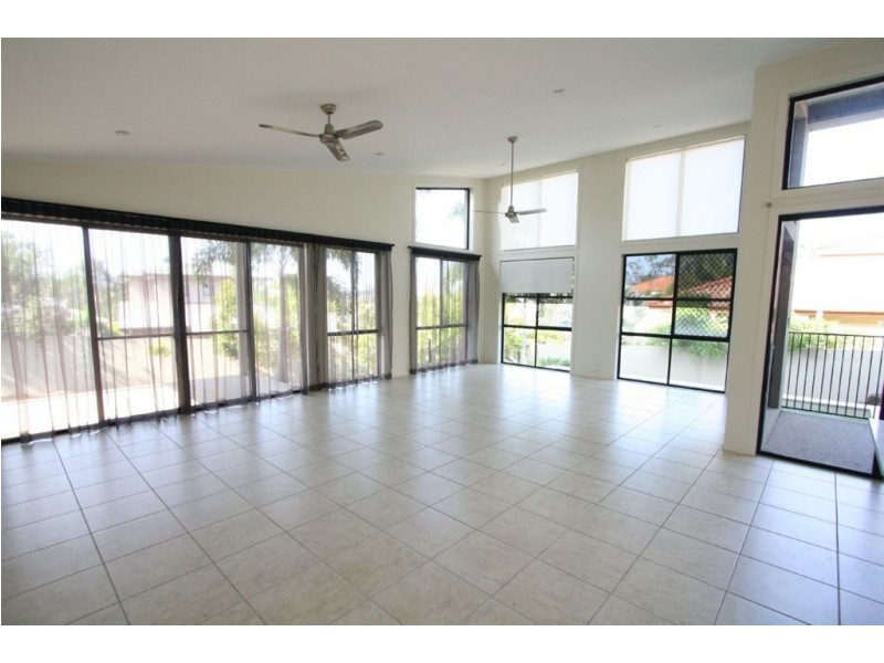 3 Corvus Way, Robina QLD 4226