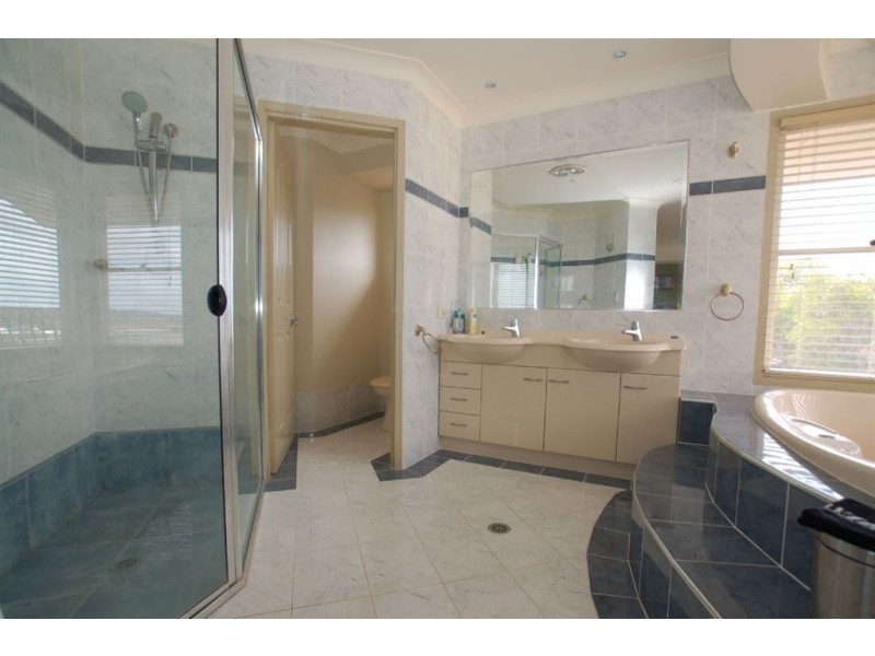 1/26 Blue Ridge Cr, Varsity Lakes QLD 4227