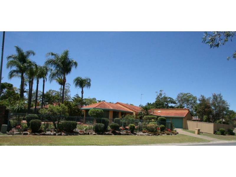 4 Mosman Rd, Robina QLD 4226