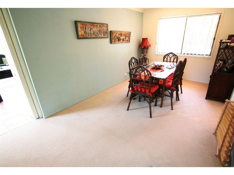 4 Mosman Rd, Robina QLD 4226