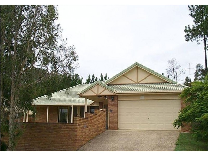 8 Claremont Dr, Robina QLD 4226