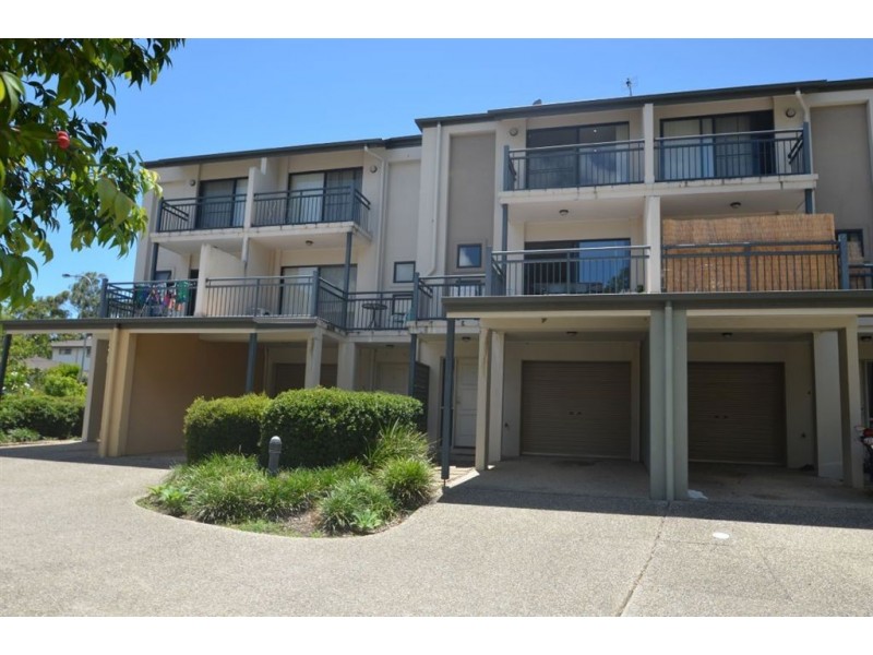 7/1 Gammon Dr, Varsity Lakes QLD 4227