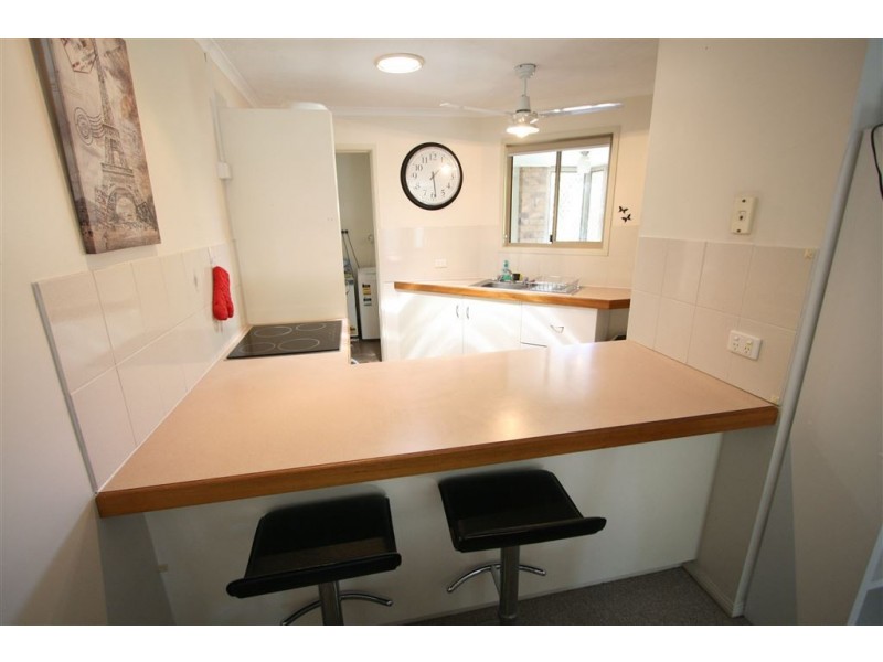 6/5 Pontoon Pl, Varsity Lakes QLD 4227