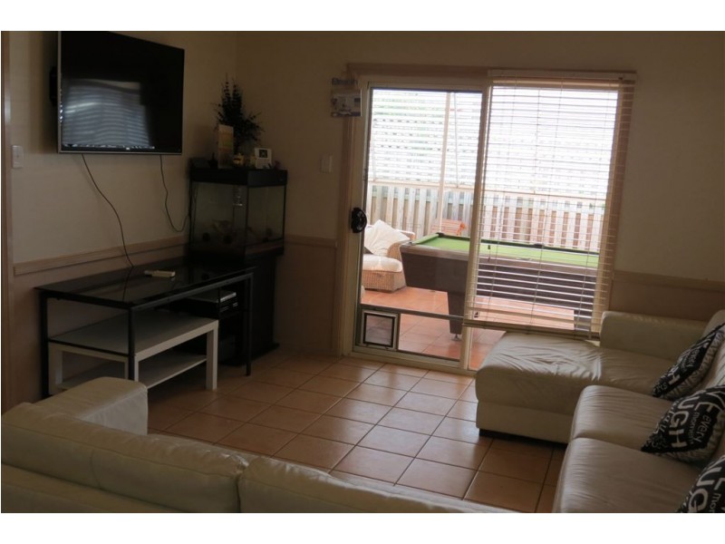 9 Tourangeau Cr, Varsity Lakes QLD 4227
