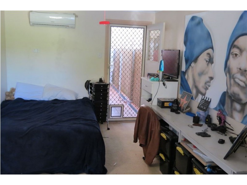 9 Tourangeau Cr, Varsity Lakes QLD 4227