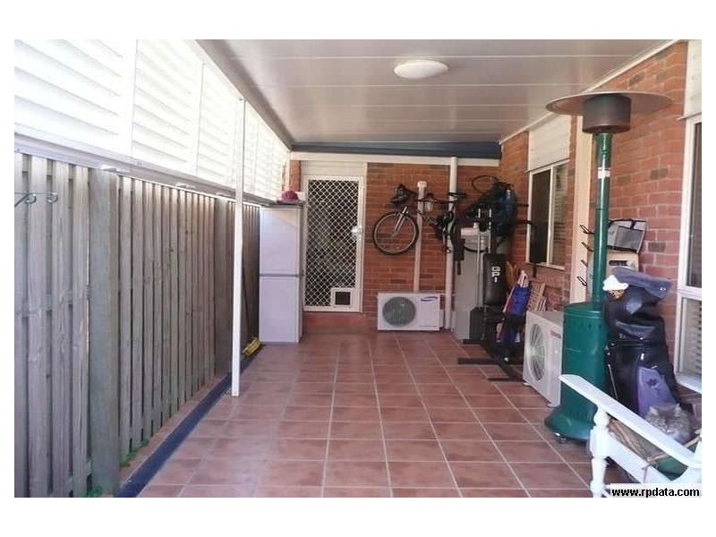 9 Tourangeau Cr, Varsity Lakes QLD 4227