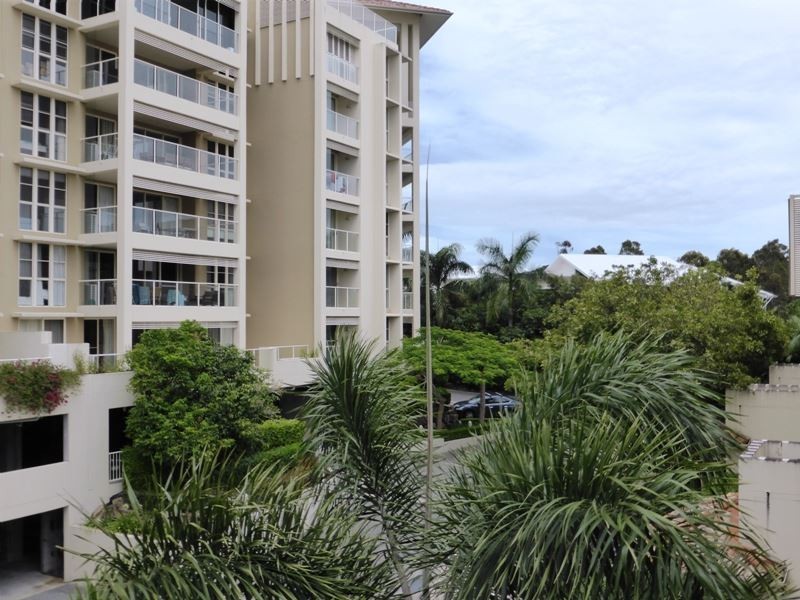 183/251 Varsity Pde, Varsity Lakes QLD 4227