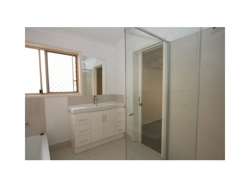 1 Jancoon Street, Carrara QLD 4211