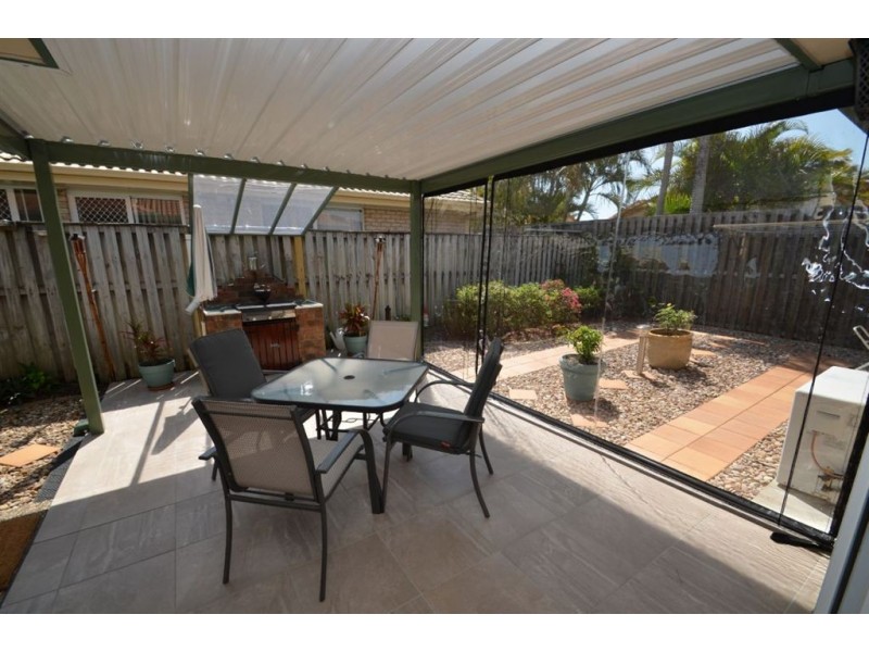 24 Swinburne St, Varsity Lakes QLD 4227