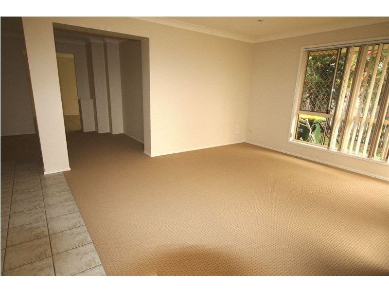 18 Illinous Court, Varsity Lakes QLD 4227