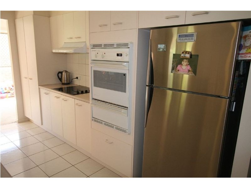 9 Parkdale Court, Robina QLD 4226