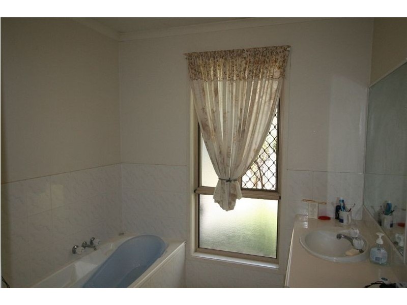 9 Parkdale Court, Robina QLD 4226