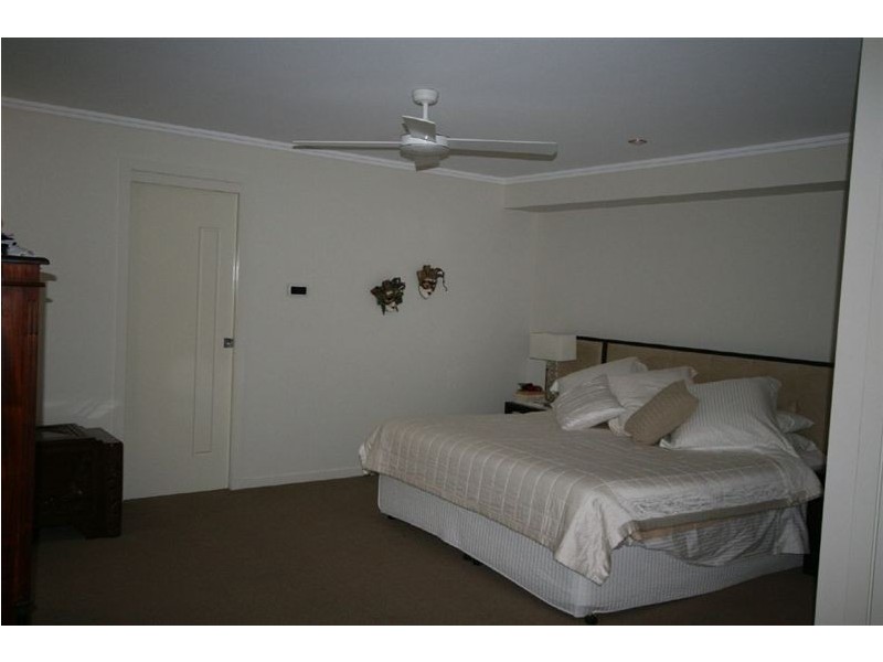 3 Corvus Way, Robina QLD 4226