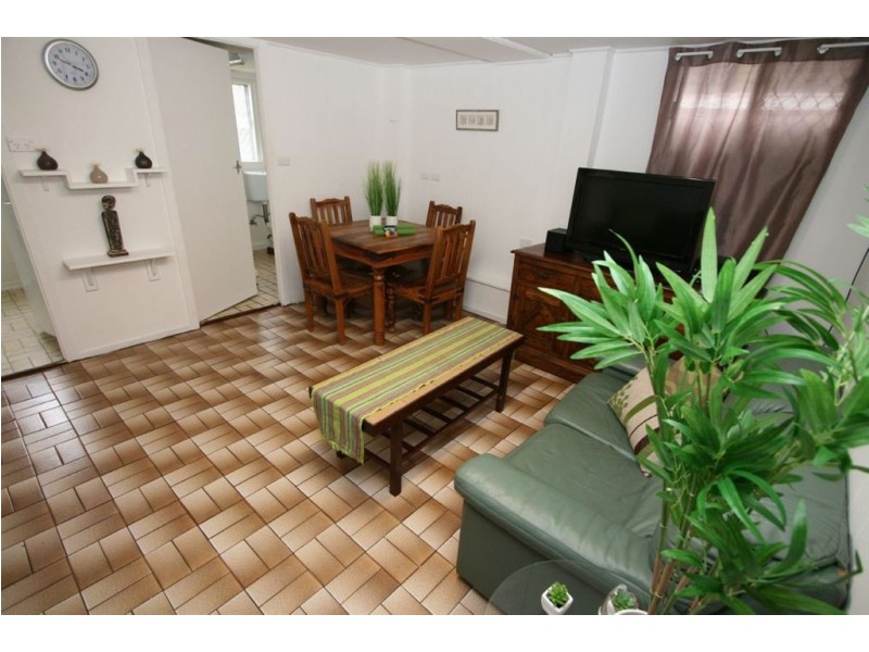 18 Sarasota Key, Broadbeach Waters QLD 4218