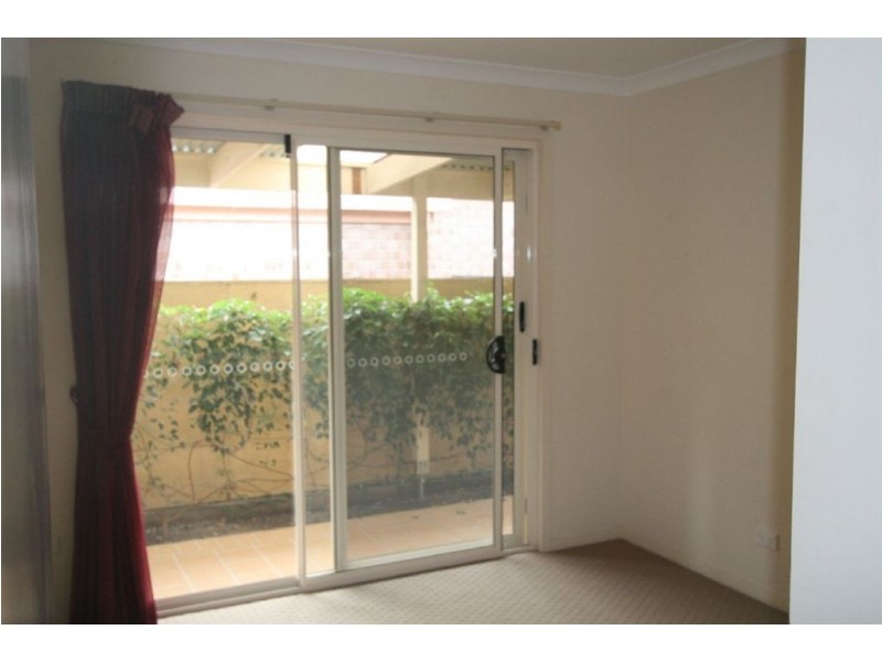 5 Kiawah Court, Varsity Lakes QLD 4227