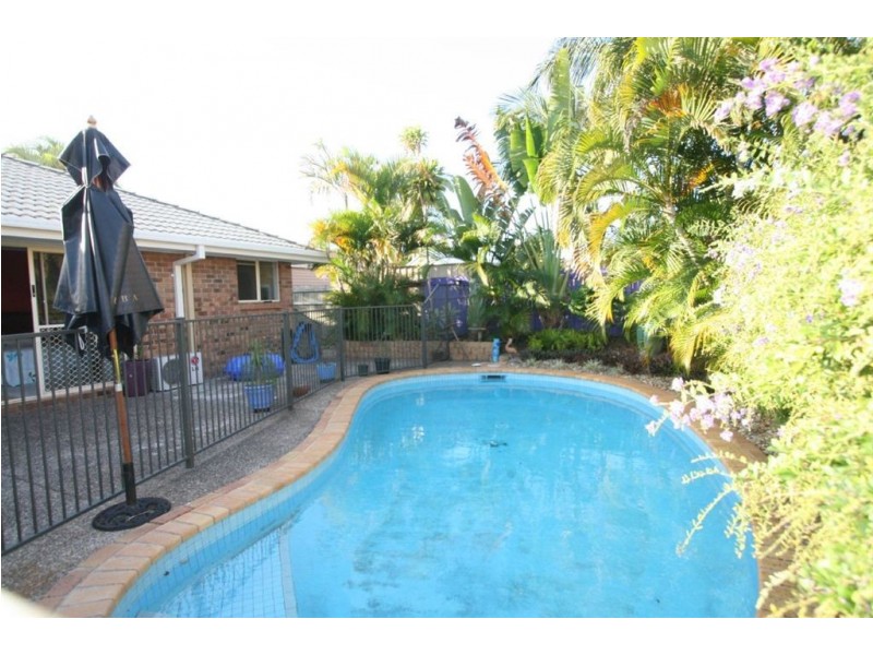 20 Frankston Court, Robina QLD 4226