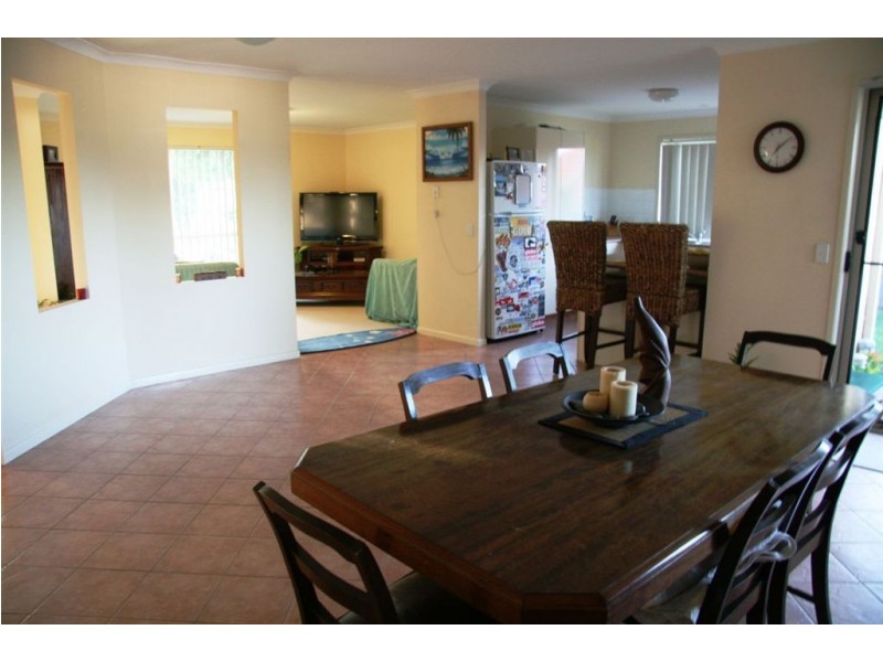 24 Inwood Cct, Merrimac QLD 4226