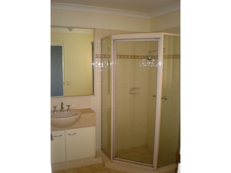 20 Rimu Place, Nerang QLD 4211
