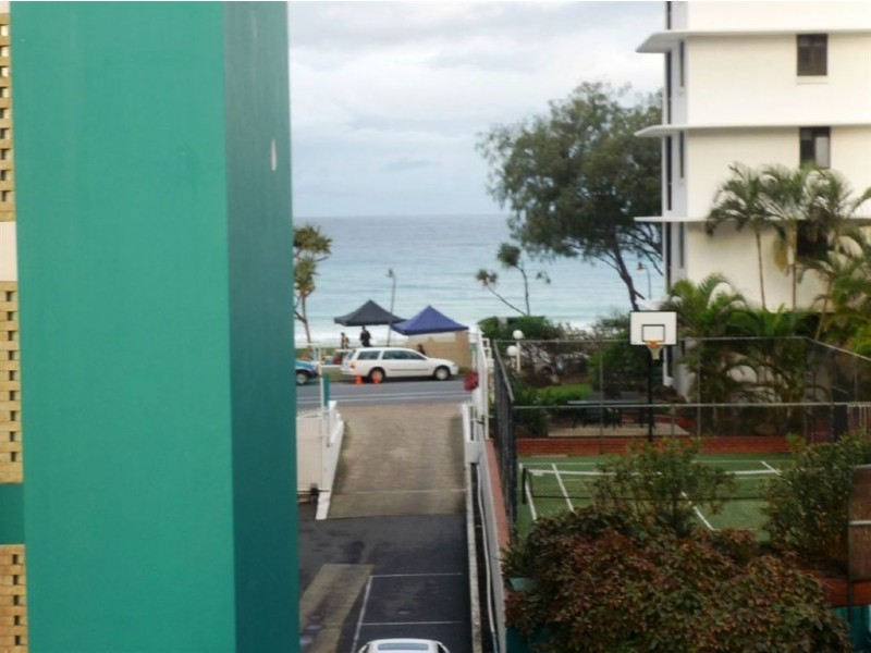 13/7 View Avenue, Surfers Paradise QLD 4217