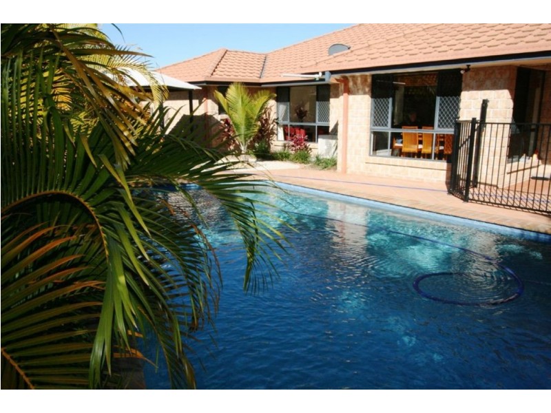 14 Robinia Court, Robina QLD 4226