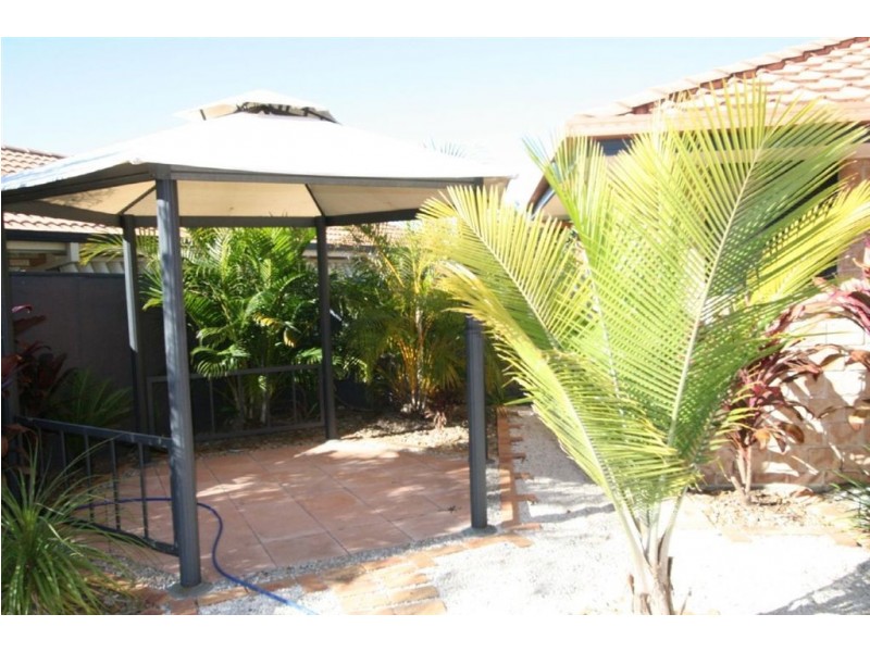 14 Robinia Court, Robina QLD 4226