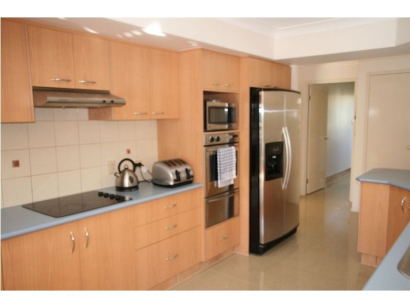 14 Robinia Court, Robina QLD 4226