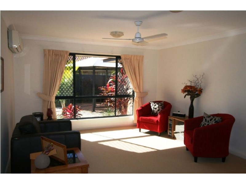 14 Robinia Court, Robina QLD 4226