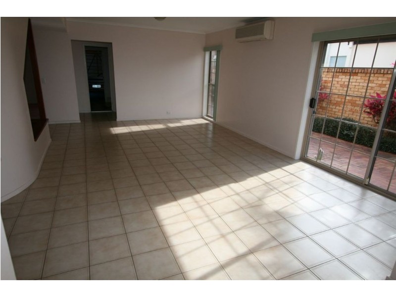 Carrara QLD 4211