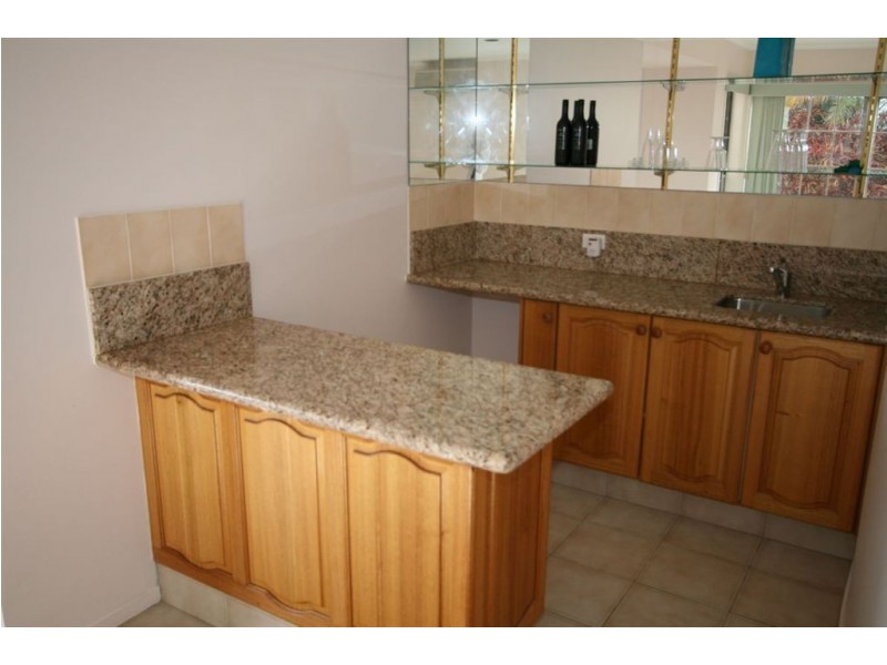 Carrara QLD 4211