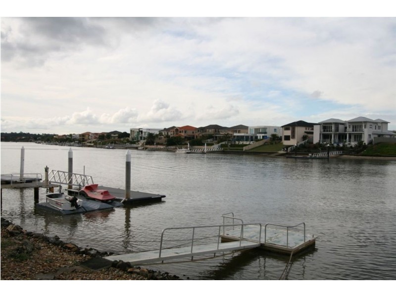 Carrara QLD 4211