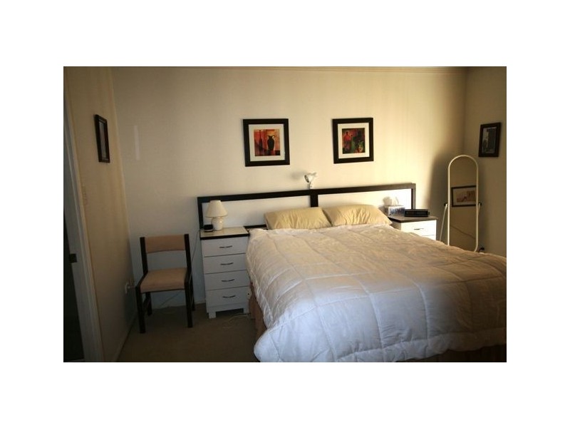 1/12 Washington Place, Varsity Lakes QLD 4227
