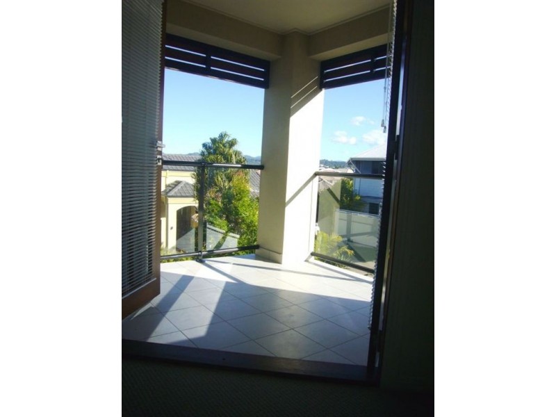 3/3 North Shore Ave, Varsity Lakes QLD 4227
