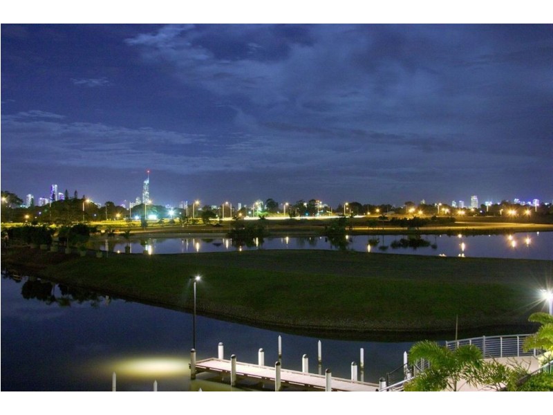 3011 The Boulevard, Carrara QLD 4211