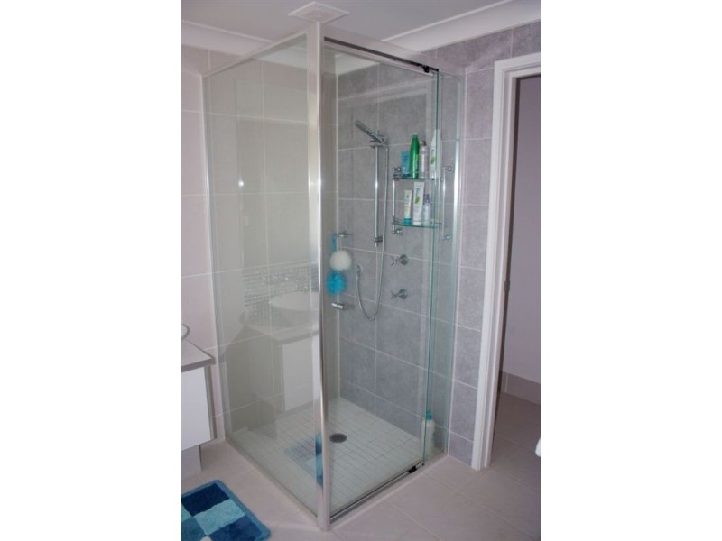 3011 The Boulevard, Carrara QLD 4211