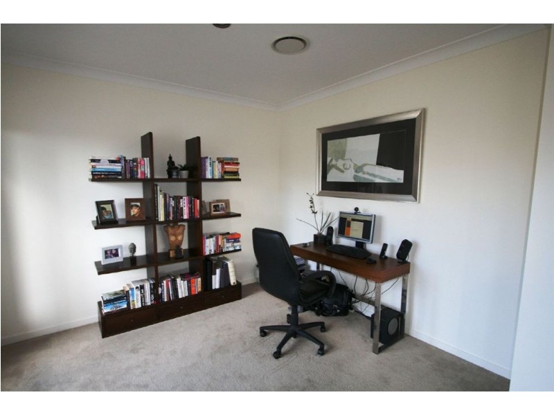 10 Monserrat Court, Reedy Creek QLD 4227