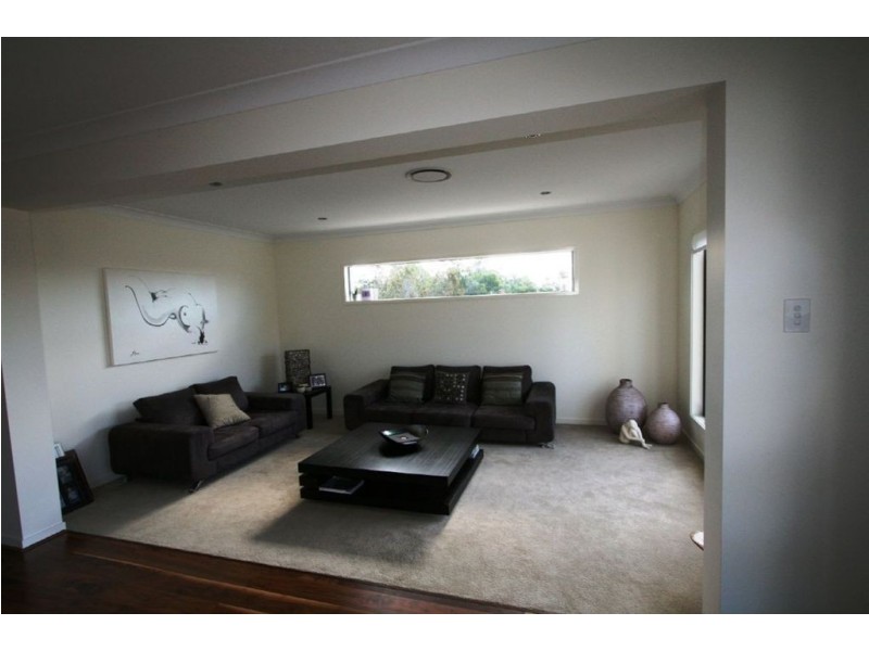 10 Monserrat Court, Reedy Creek QLD 4227