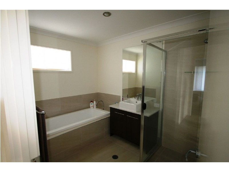 10 Monserrat Court, Reedy Creek QLD 4227