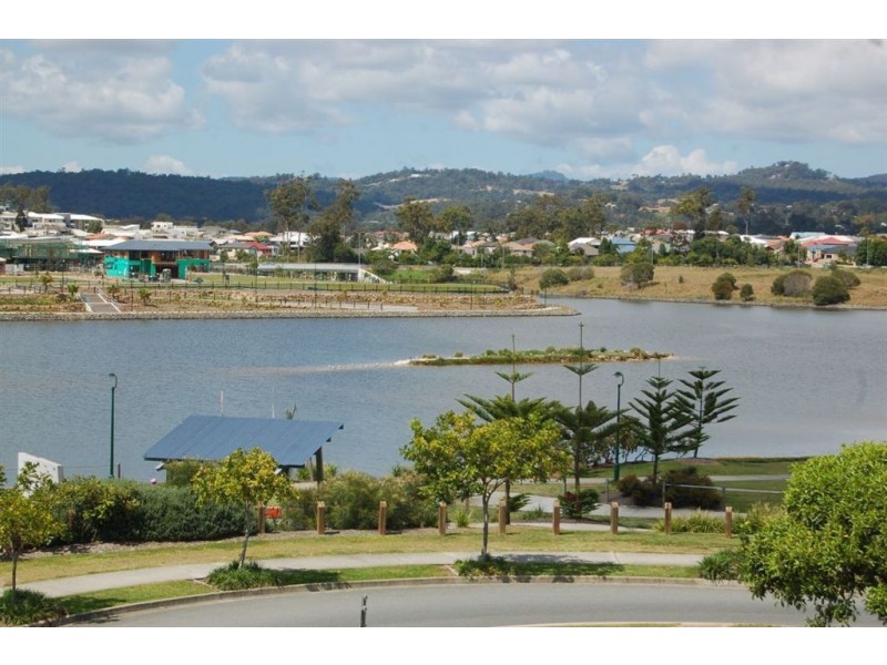 2/34 North Shore Ave, Varsity Lakes QLD 4227