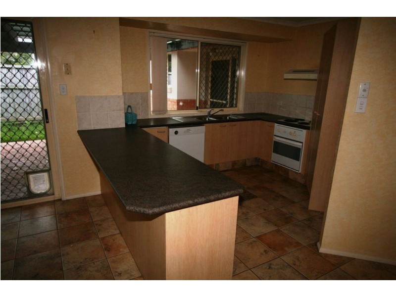 3 Merrilaine Cr, Merrimac QLD 4226