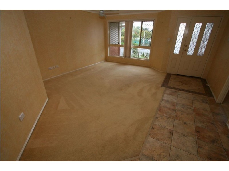 3 Merrilaine Cr, Merrimac QLD 4226