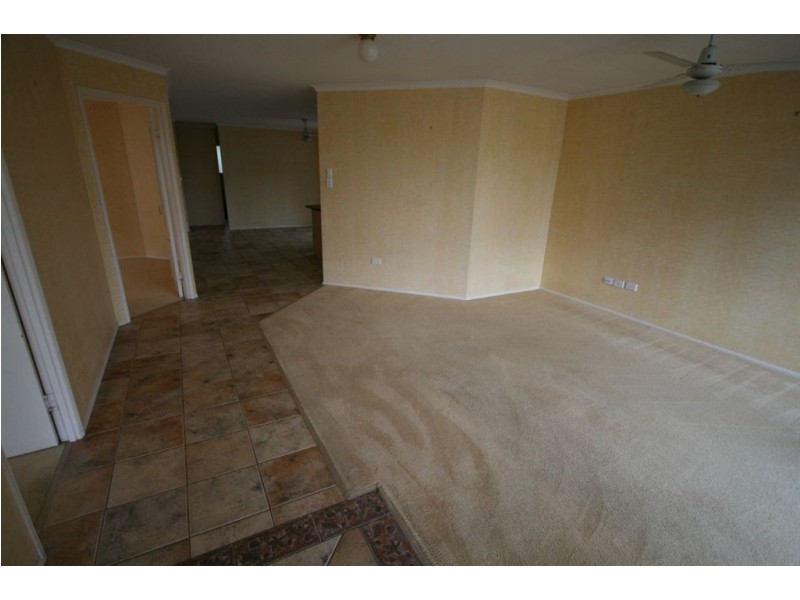 3 Merrilaine Cr, Merrimac QLD 4226