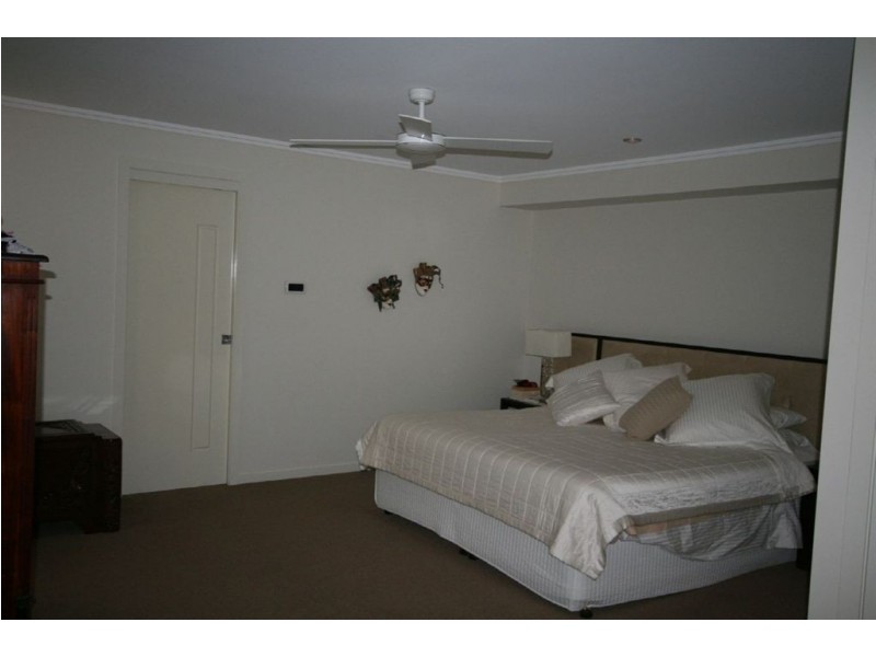 3 Corvus Way, Robina QLD 4226