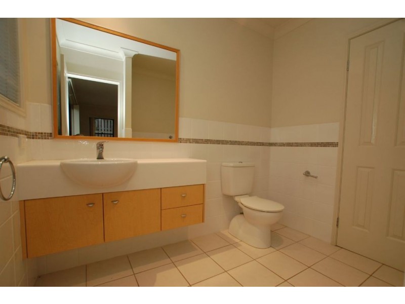 23B Geraldton Dr, Robina QLD 4226