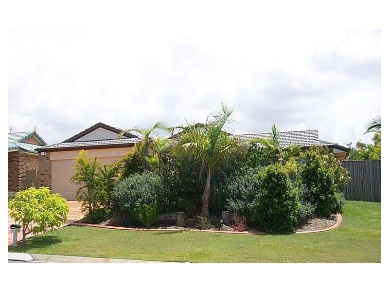 2/3 Forest Hills Ct, Parkwood QLD 4214