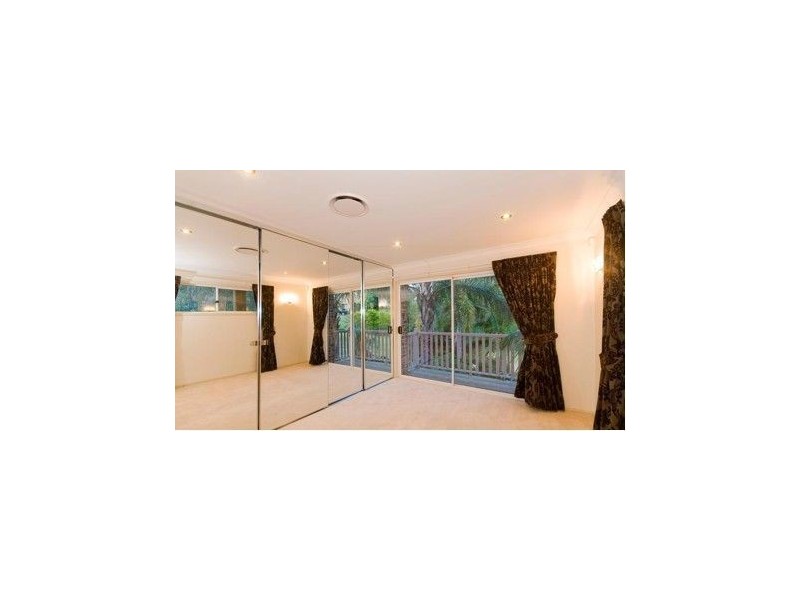 2 Milkbush Ct, Bonogin QLD 4213