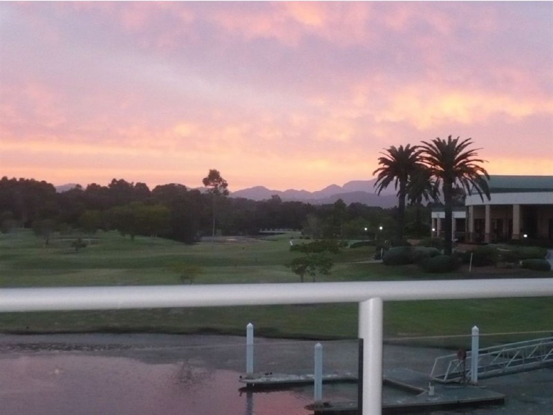 223/135 Lakelands Dr, Merrimac QLD 4226