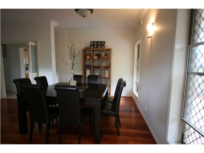 3 Kensington St, Robina QLD 4226