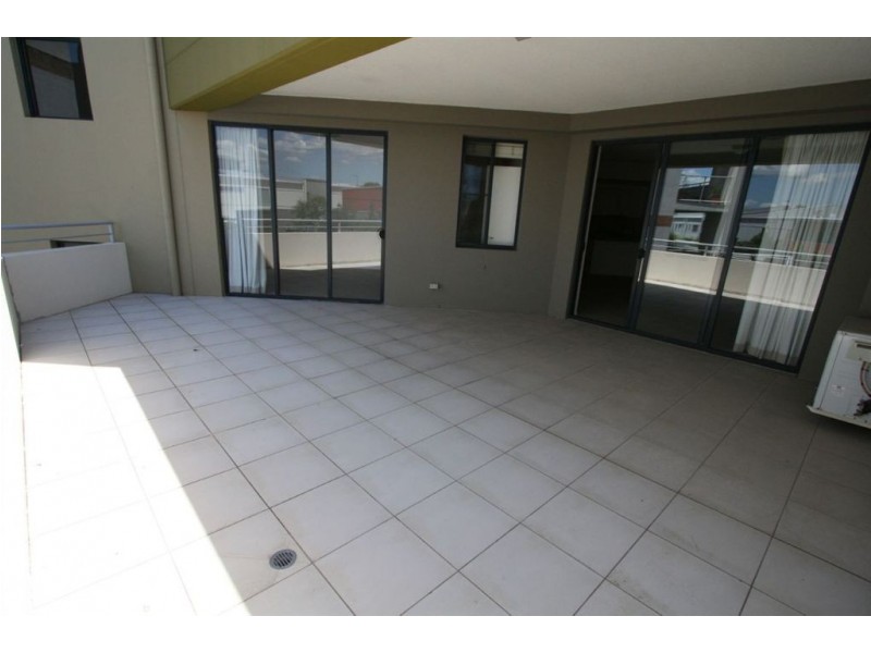 7/201 Varsity Parade, Varsity Lakes QLD 4227