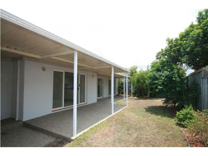 7 Carpenteria Court, Robina QLD 4226