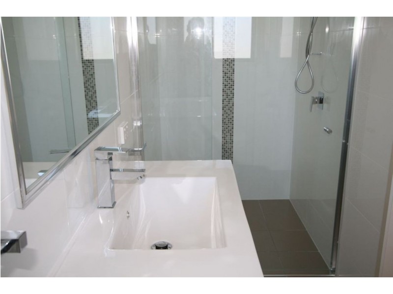 1/14 Evandale Crescent, Miami QLD 4220